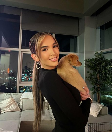 Nacktes geleaktes OnlyFans-Foto von Lilah Gibney