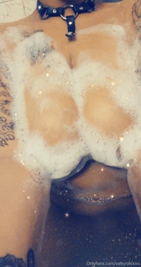 Nacktes geleaktes OnlyFans-Foto von Valkyrieskiss