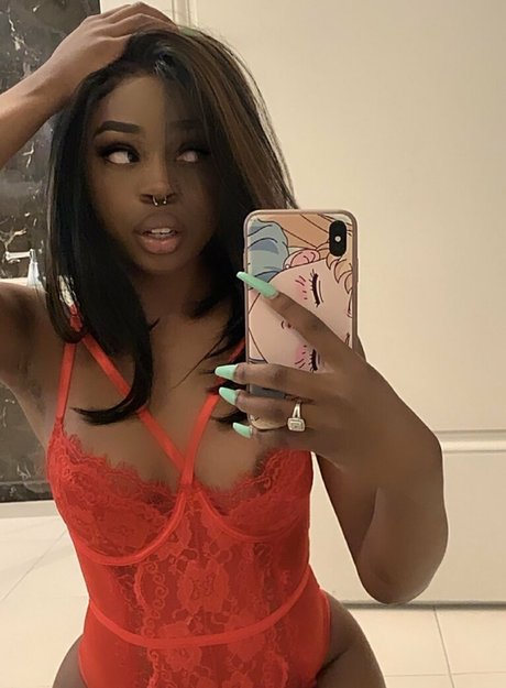 Nacktes geleaktes OnlyFans-Foto von Brittxolondon