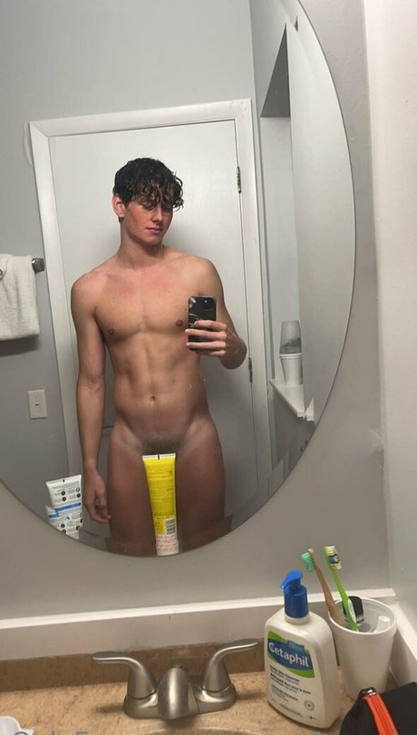 Nacktes geleaktes OnlyFans-Foto von Connor4woods