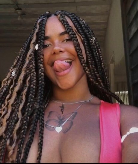 Nacktes geleaktes OnlyFans-Foto von Gaby Mendes