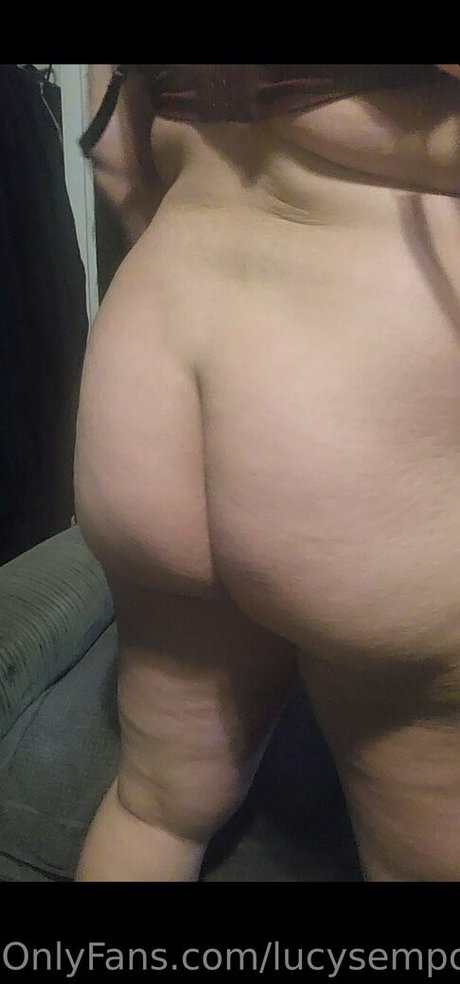 Nacktes geleaktes OnlyFans-Foto von Lucysemporium