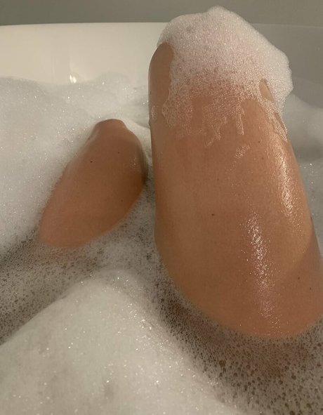 Thatwifelee