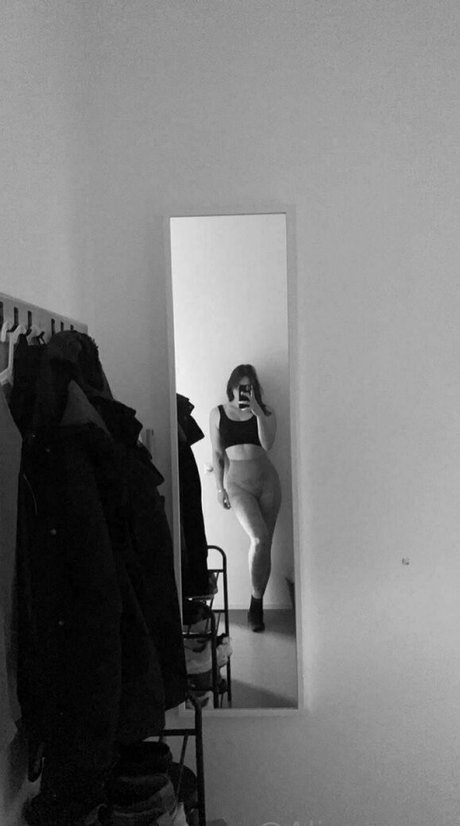 Alinaloveefree