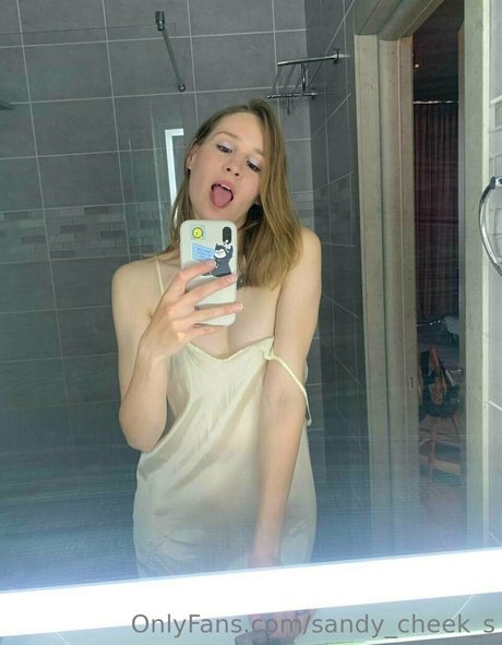 Nacktes geleaktes OnlyFans-Foto von Sandycheeks