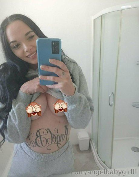Nacktes geleaktes OnlyFans-Foto von Angelbabygirllll