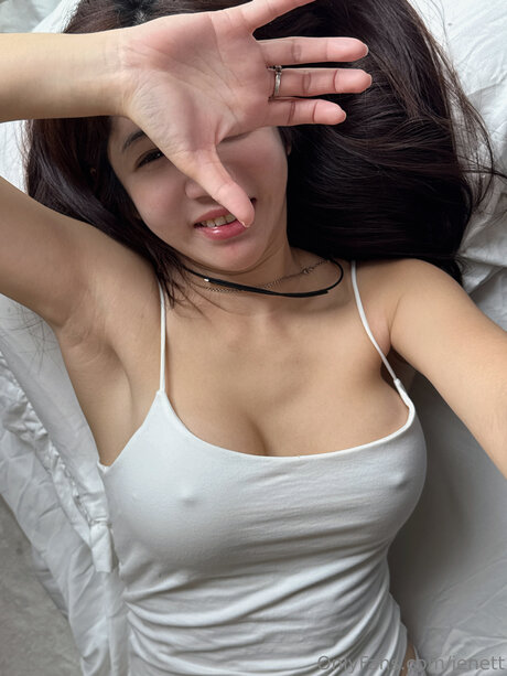 Nacktes geleaktes OnlyFans-Foto von Jenett
