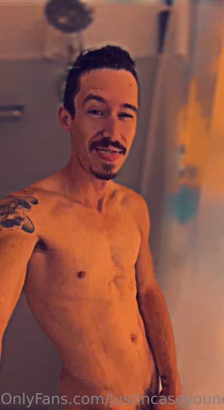 Nacktes geleaktes OnlyFans-Foto von Justincaseyouneedme