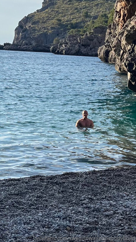 Nacktes geleaktes OnlyFans-Foto von Swedishwannabebodybuild