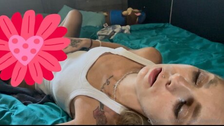 Nacktes geleaktes OnlyFans-Foto von Lets Get Naughtyy