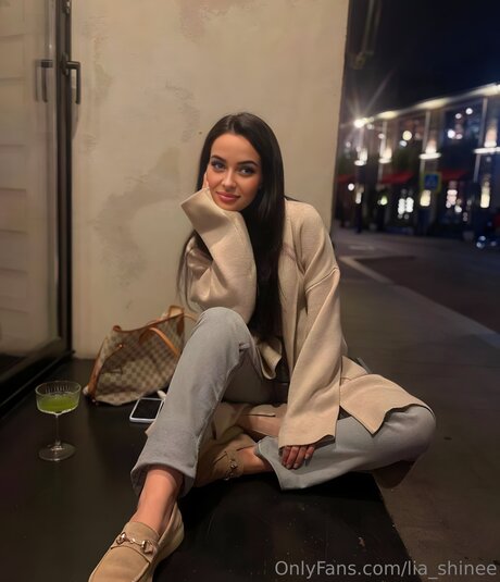 Shine Lia