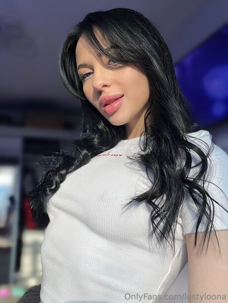 Lustyloona