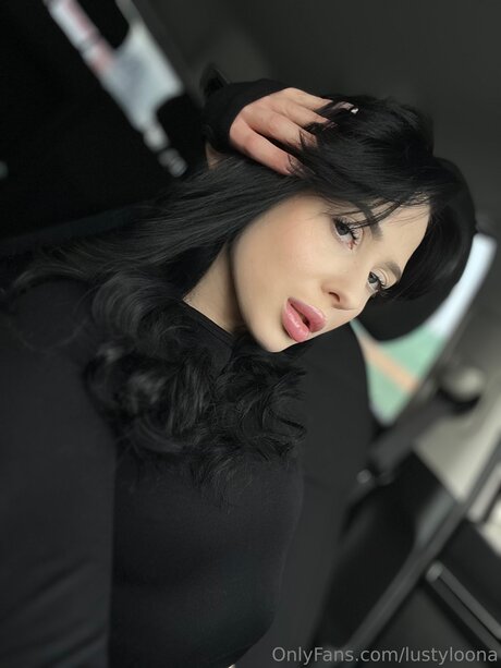 Lustyloona