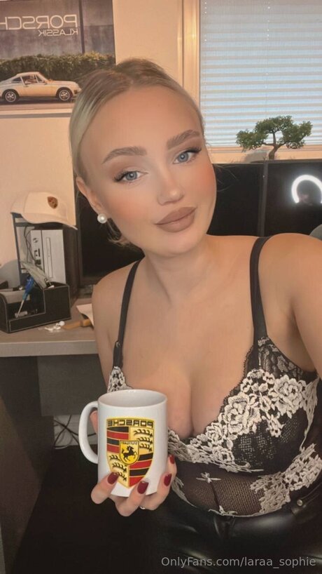 Nacktes geleaktes OnlyFans-Foto von Cherryemmy