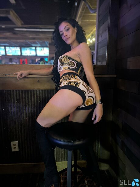 Nacktes geleaktes OnlyFans-Foto von Sassylittleleo