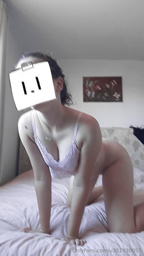 U351930055