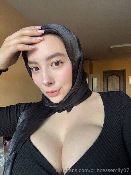 Nacktes geleaktes OnlyFans-Foto von Princessemily07