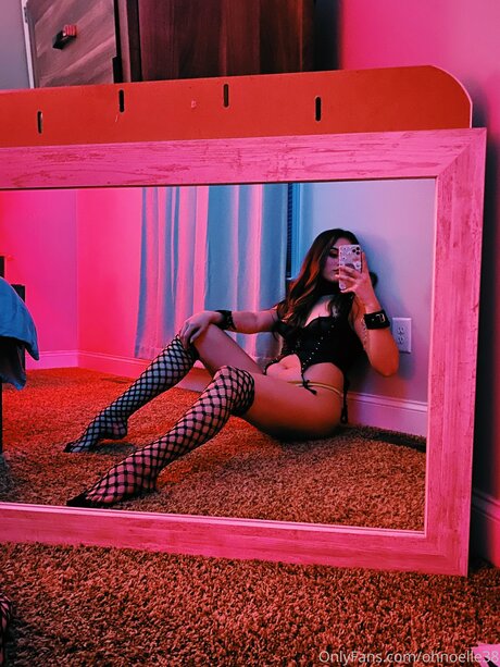 Nacktes geleaktes OnlyFans-Foto von Ohnoelle38