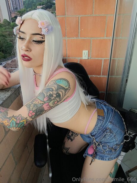 Camile 666