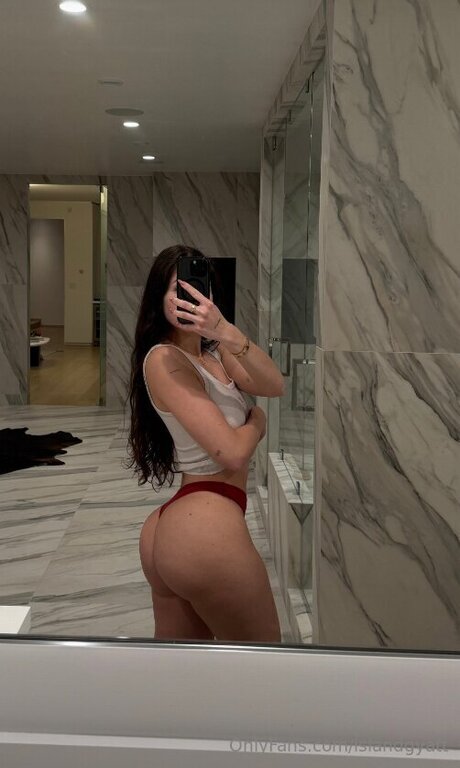 Nacktes geleaktes OnlyFans-Foto von Islandgyatt