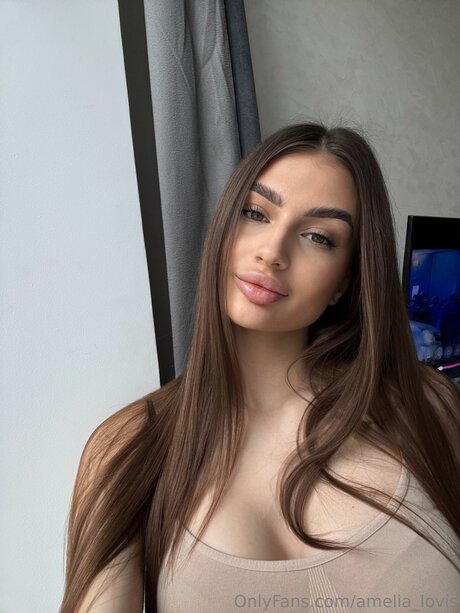 Nacktes geleaktes OnlyFans-Foto von Amelia Lovis