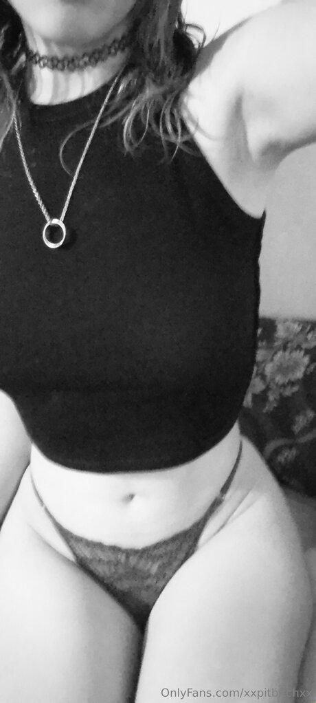 Nacktes geleaktes OnlyFans-Foto von Xxpitbitchxx