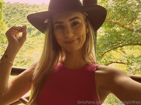 Nacktes geleaktes OnlyFans-Foto von Yourbabbiigiirlfree