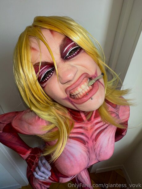 Nacktes geleaktes OnlyFans-Foto von Giantess Vovk