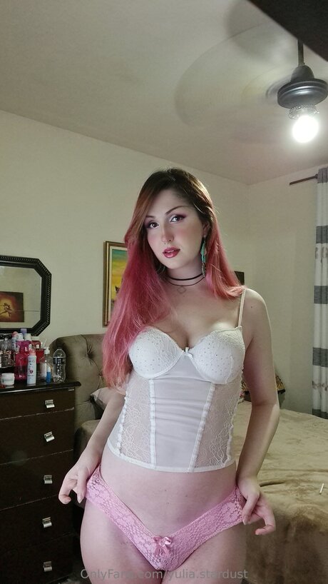 Yulia Stardust