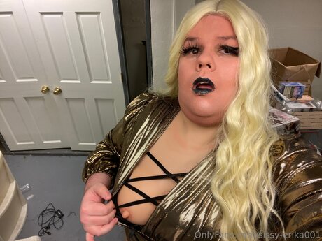 Sissy Erika001