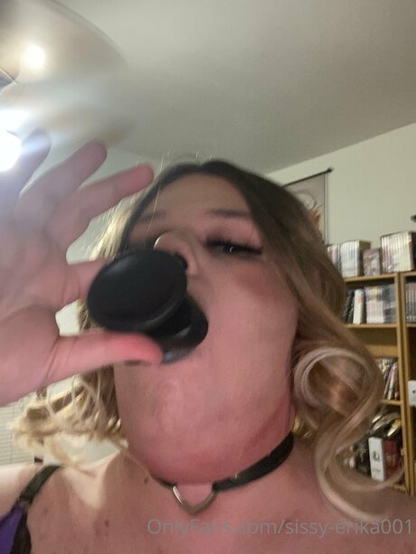 Sissy Erika001