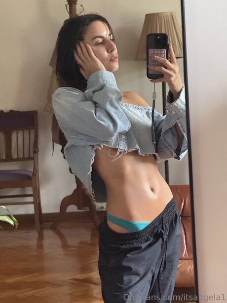 Itsangela1