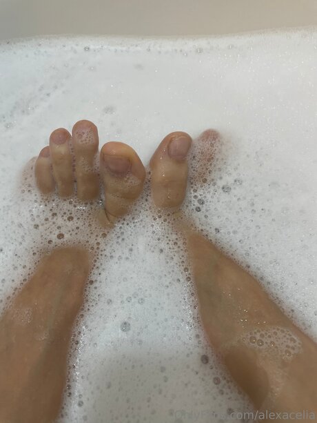 Nacktes geleaktes OnlyFans-Foto von Alexacelia
