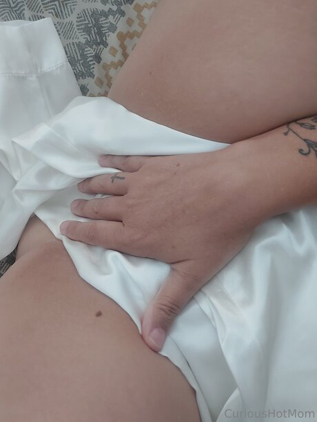Nacktes geleaktes OnlyFans-Foto von U27739437