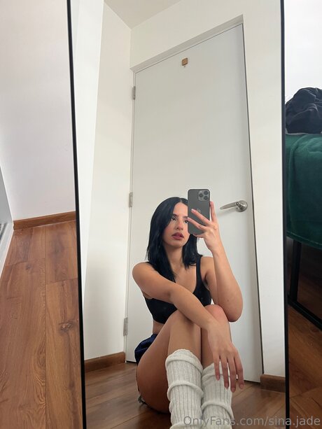 Sina Jade