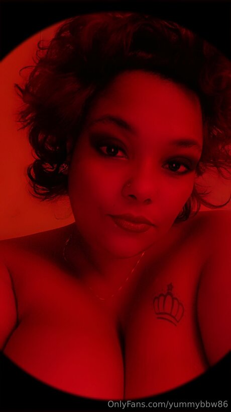 Nacktes geleaktes OnlyFans-Foto von Yummybbw86