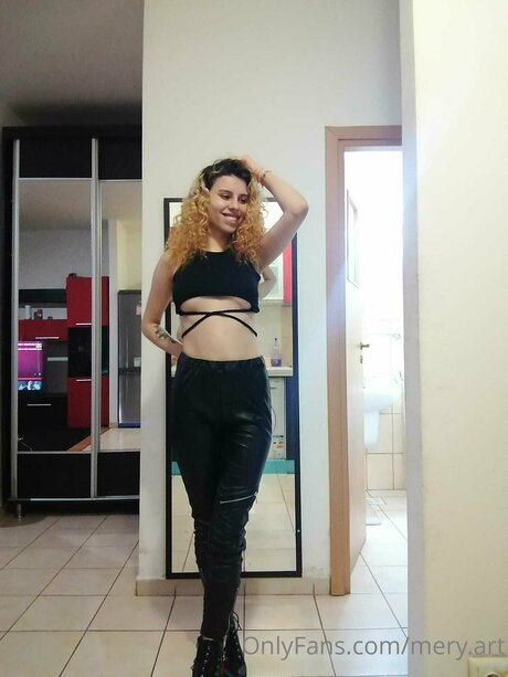 Nacktes geleaktes OnlyFans-Foto von Mery Art