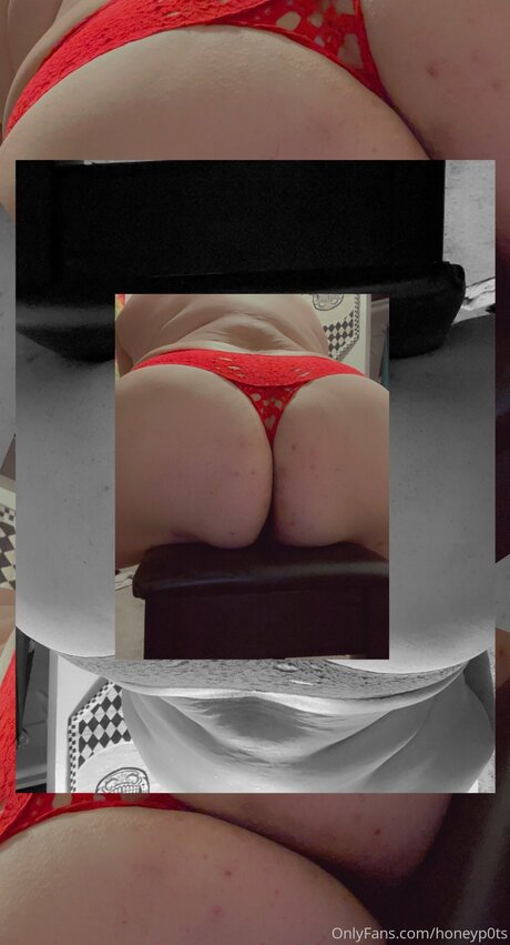 Nacktes geleaktes OnlyFans-Foto von Honeyp0ts