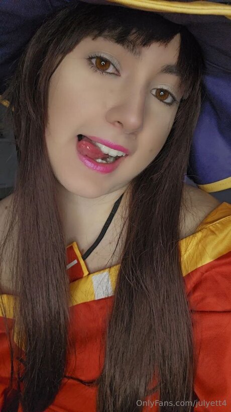 Julyett4