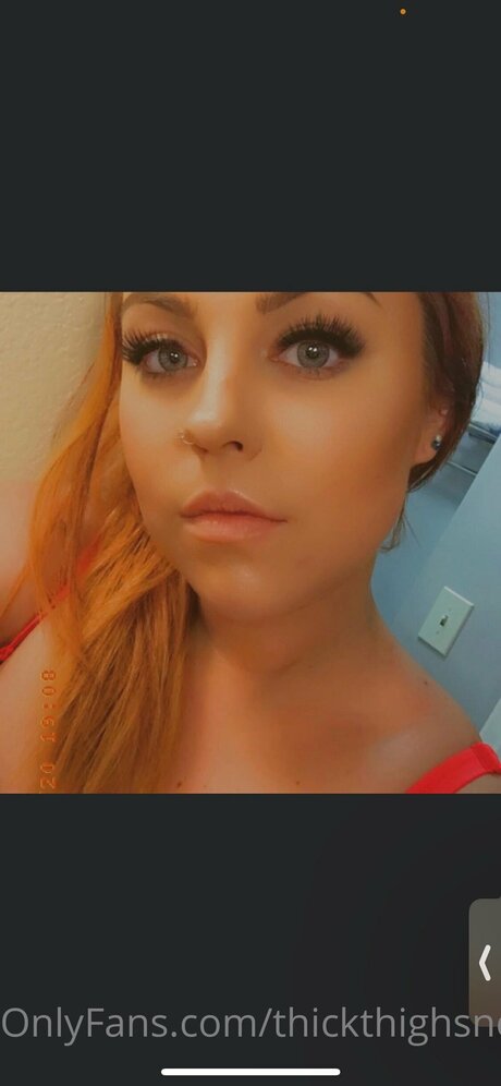 Nacktes geleaktes OnlyFans-Foto von Linzflame315