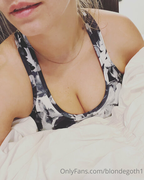 Blondegoth1