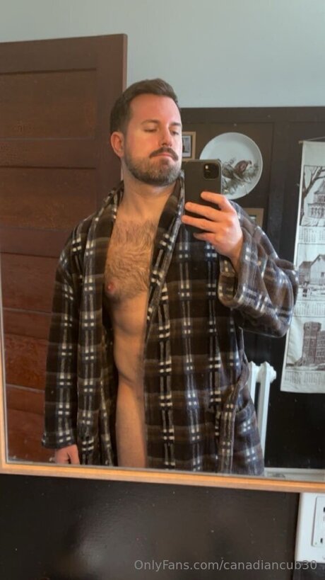 Nacktes geleaktes OnlyFans-Foto von Canadiancub30