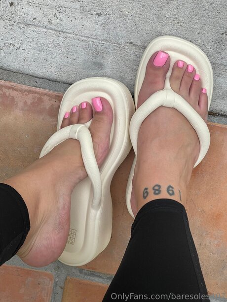 Nacktes geleaktes OnlyFans-Foto von Baresoles407