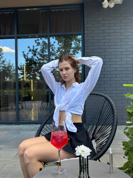 Nacktes geleaktes OnlyFans-Foto von Kylie Oftv