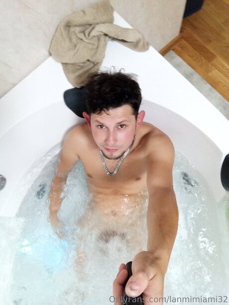 Nacktes geleaktes OnlyFans-Foto von Lanmimiami32