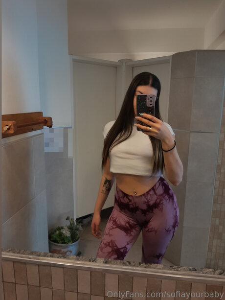 Nacktes geleaktes OnlyFans-Foto von Sofiayourbaby