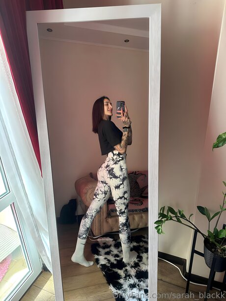 Nacktes geleaktes OnlyFans-Foto von Sarah Blackk