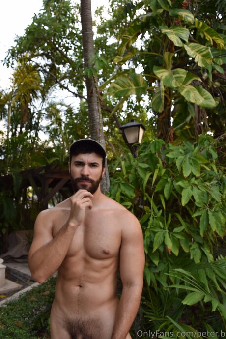 Nacktes geleaktes OnlyFans-Foto von Peter B