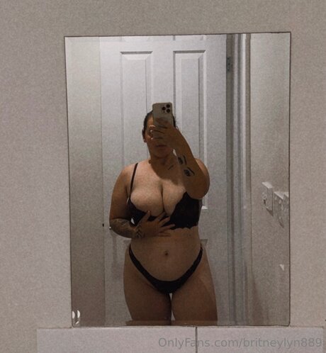 Nacktes geleaktes OnlyFans-Foto von Brittttney Lyn69