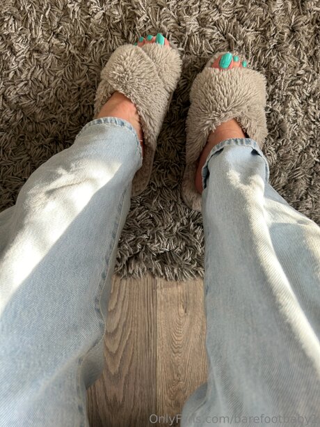 Barefootbaby1